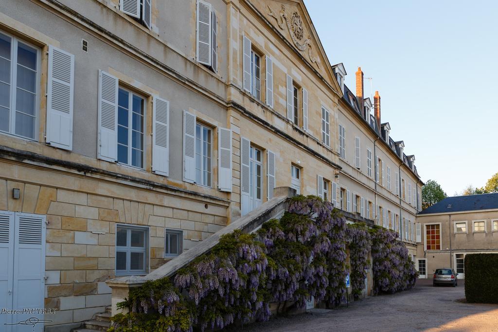 Espace Bernadette Soubirous Nevers Bed & Breakfast Exterior photo